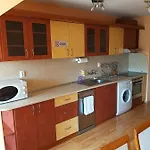 公寓 гр.бургас кв.сарафово 布尔加斯