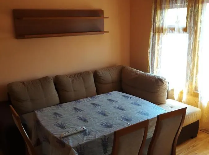 гр.бургас кв.сарафово Apartamento Burgas