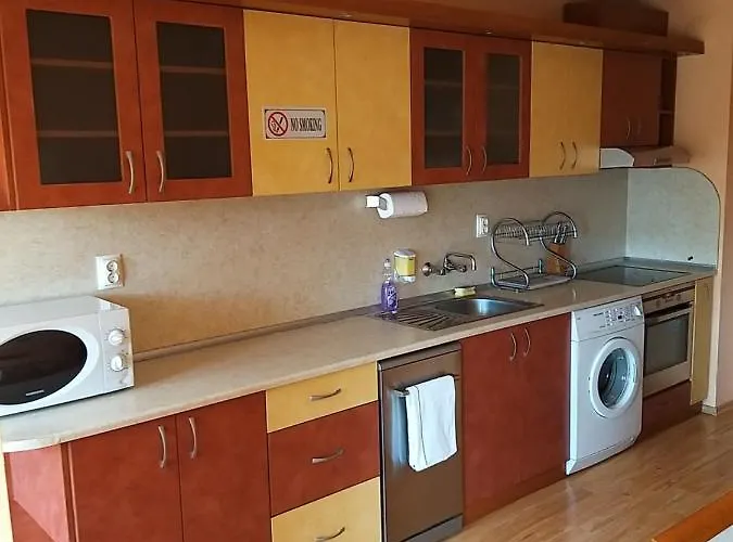 Apartamento гр.бургас кв.сарафово Burgas