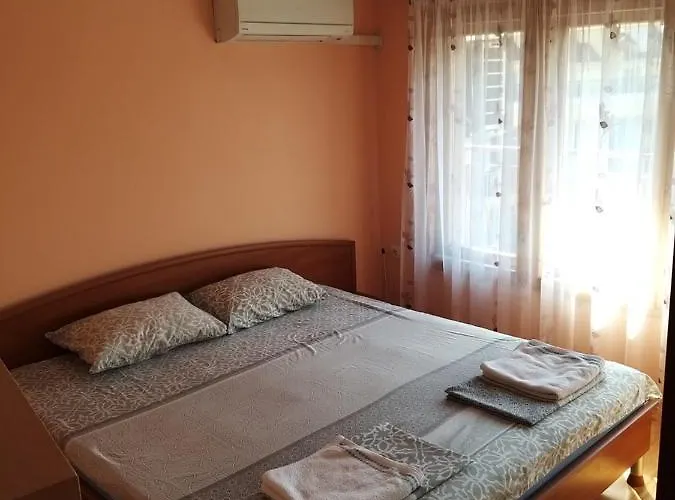 гр.бургас кв.сарафово Apartamento *